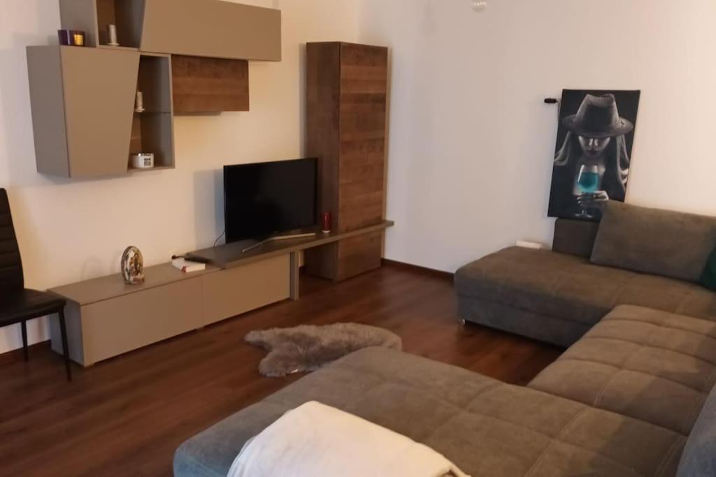Appartamento Clasificat - Flat 1 - Vouchere, Factura, Petfriendly, Petfriendly, Adminro Srl